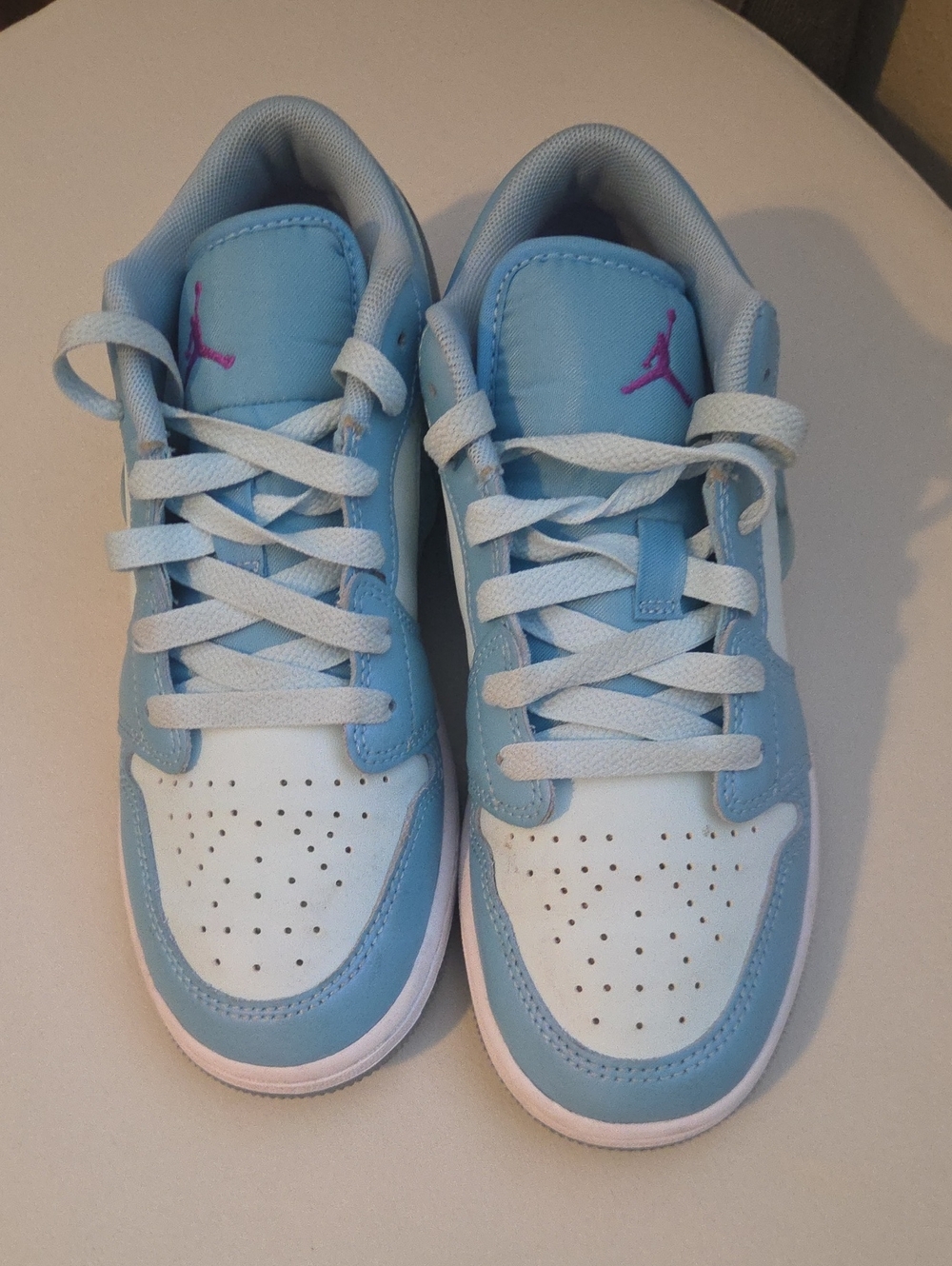 Jordan Kids Light Blue, White & Pink Low-Top Sneakers